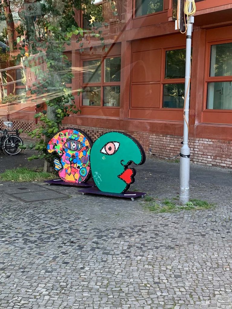 Eddie Kunstfiguren im öffentlichem Raum