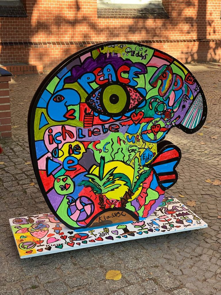 Eddy art-character in public spaces